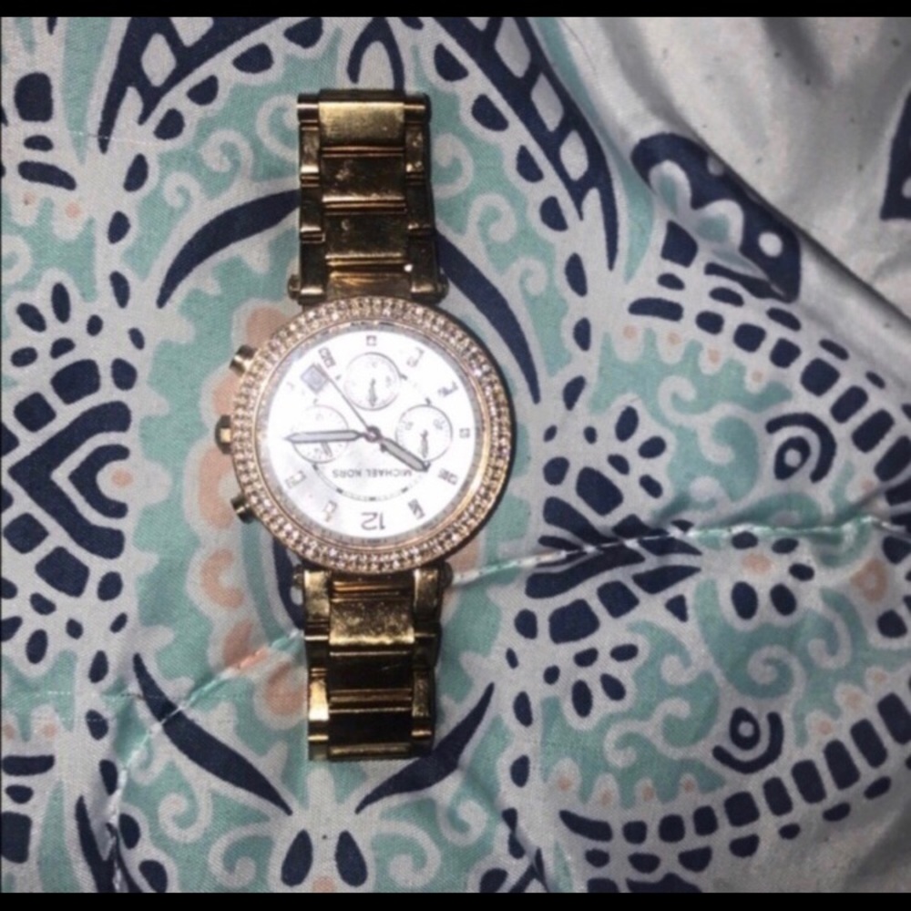 Michael Kors rose gold watch